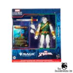 Marvel Legends Magic: The Gathering Action Figure Man-Wolf (plus Exclusive Foil Card) - Image 2